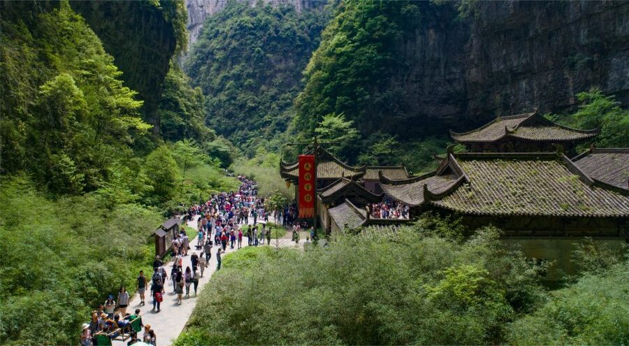 Chongqing: Wulong Private Day Exploration Tour - Entering the Three Natural Bridges scenic area