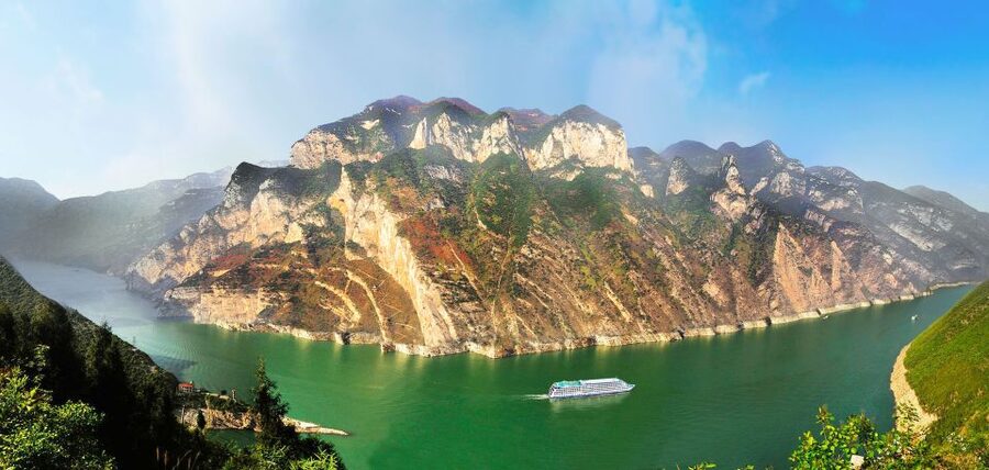 Chongqing: Yangtze River Cruise with Meals and Accommodation - Day 4: Three Gorges Dam and the final transfer