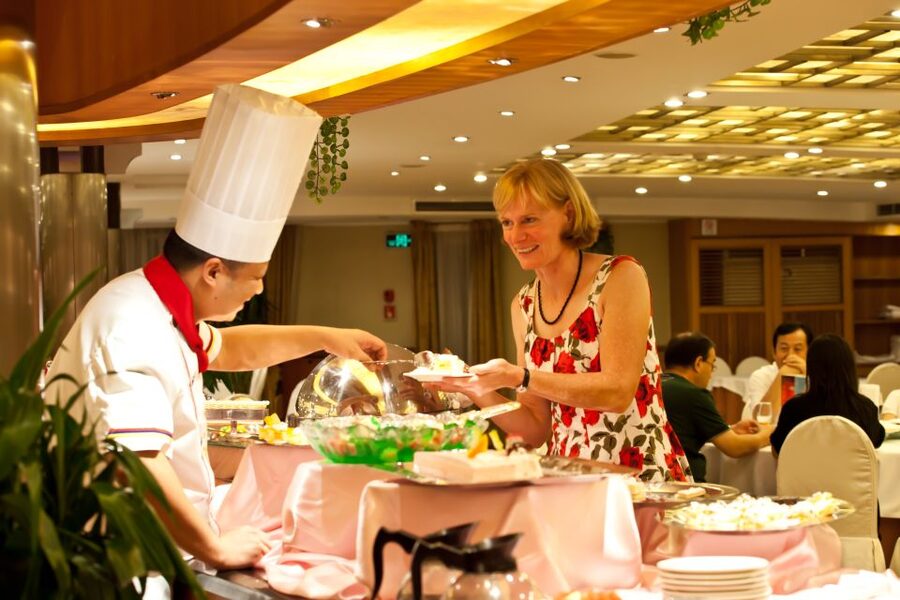 Chongqing: Yangtze River Cruise with Meals and Accommodation - Cabin comfort and life onboard