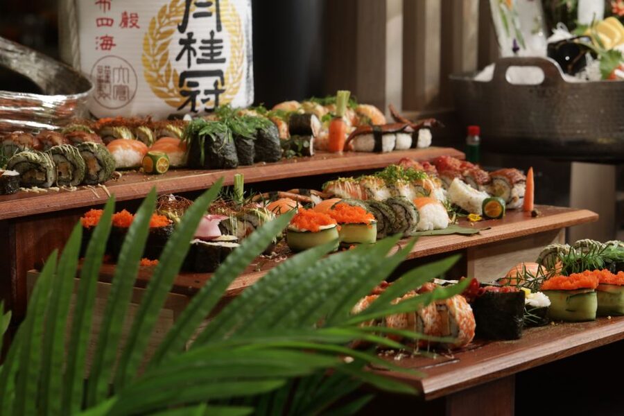Chongqing: Yangtze River Cruise with Meals and Accommodation - What the $1,023 price really covers