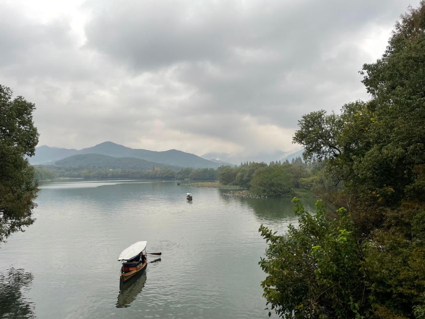 Customized Hangzhou Guided Tour Based on Your Interests - Why a private Hangzhou day makes sense