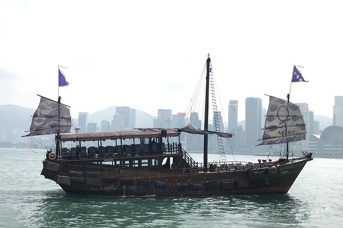 Day Tour to Hong Kong from Guangzhou by Round-way Bullet Train - Lunch and the practical value of a private guide