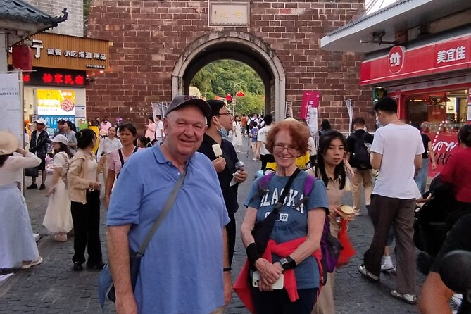 Day Tour to Shenzhen from Hong Kong by High Speed Bullet Train - Huaqiangbei, Shenzhen’s Electronics District