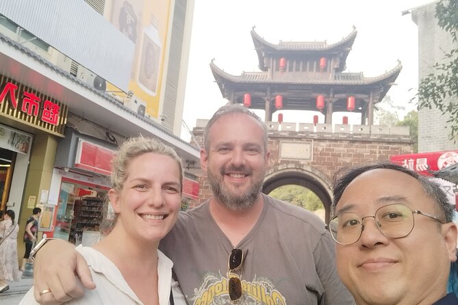 Day Tour to Shenzhen from Hong Kong by High Speed Bullet Train - Dongmen Old Street for Food and City Life