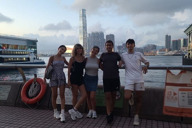Deluxe Hong Kong City Tour using Mercedes-Benz V-Class Car+ Guide - Why this five-hour route works after 4 p.m.