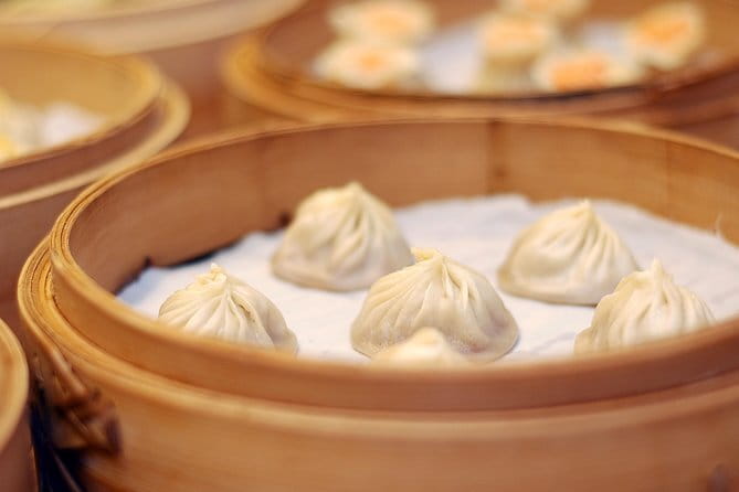 Din Tai Fung Dinner and VIP Class River Cruise Experience in Shanghai - Key points to know before booking