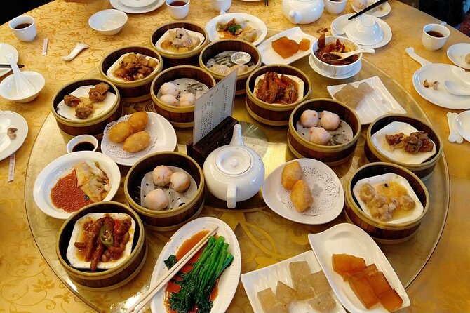 Discovery more Guangzhou evening foodie tour with locals - What makes this Guangzhou food walk worthwhile