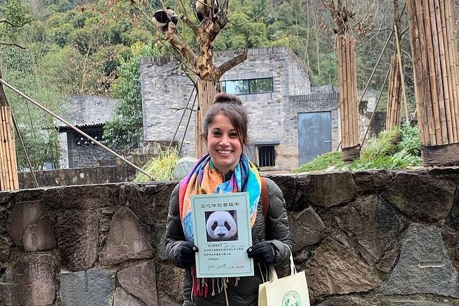 Dujiangyan Panda Volunteering Experience with Lunch - 8:30 am check-in and work clothes