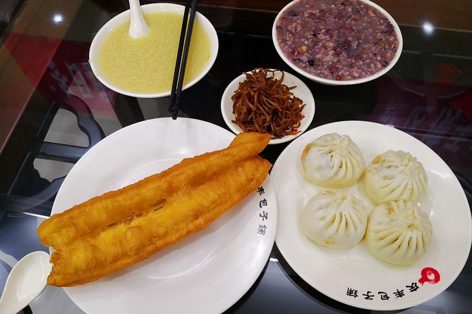 Early Bird Great Wall Private Tour with Chinese Breakfast from Beijing - Small details that make the morning easier