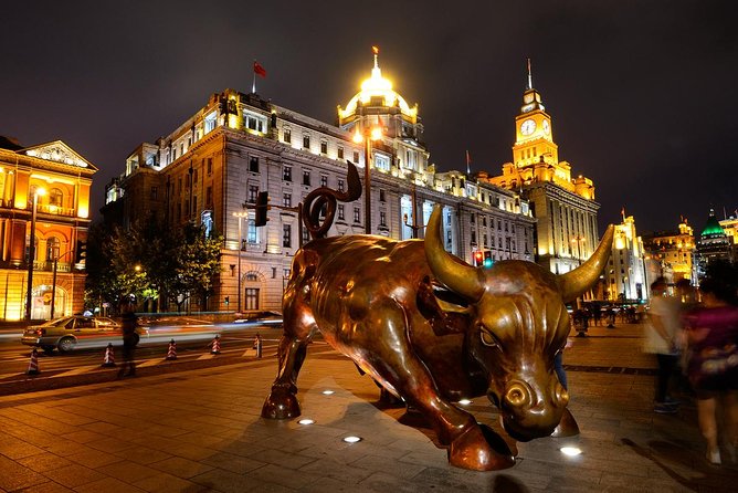 Evening Thai Dinner and Huangpu River Cruise in Shanghai - Who will enjoy this evening most?