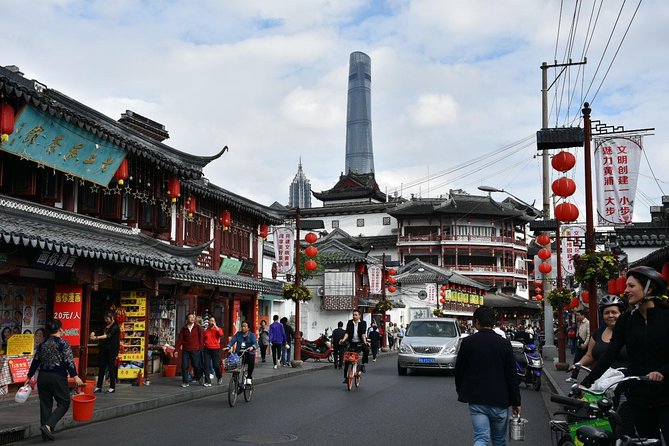 Explore Shanghai Ancient Downtown with Authentic Local Food - Shikumen homes and the nongtang way of life