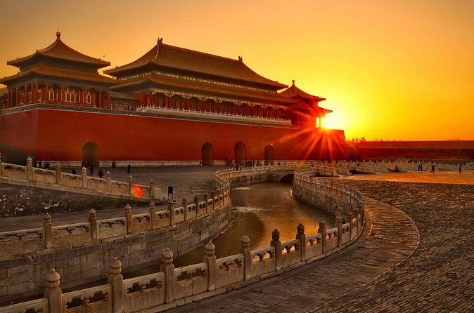 Forbidden City and Tiananmen Square Guided Tour in Beijing - What the guide adds to the palace visit