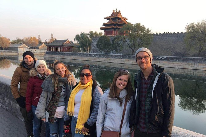 Forbidden City & Tiananmen Square Private Layover Guided Tour - The driver, vehicle, and luggage arrangement