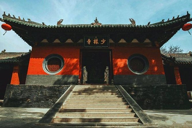 Form Xi'an To Luoyang Longmen Grottoes & Shaolin Temple Day Tour by Bullet Train - Shaolin Temple and the sound of kung fu