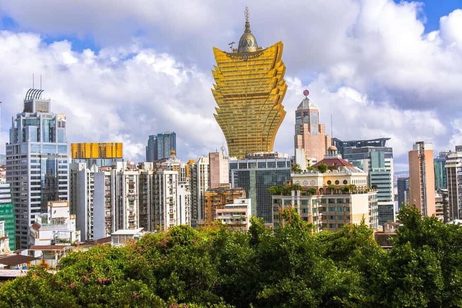 From Hong Kong: Macau Day Tour with R/T Ferry, Lunch, Pickup - Why this day trip works from Hong Kong