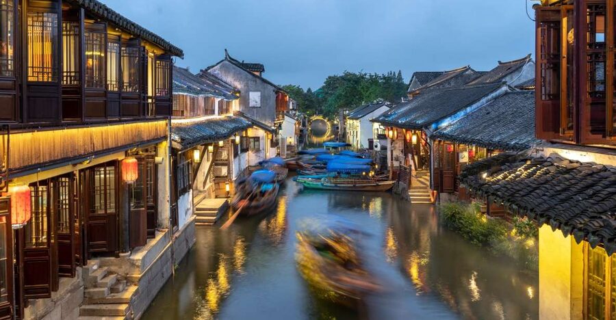 From Shanghai: Private Zhujiajiao Tour with Boat Ride - Why Zhujiajiao makes a good break from Shanghai