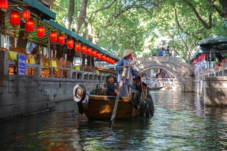 From Shanghai: Private Zhujiajiao Tour with Boat Ride - Ming and Qing bridges, the town’s best photo stops