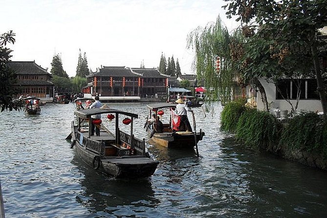 From Shanghai: Zhujiajiao Water Town Private Tour with Boat Ride - Why Zhujiajiao makes a good half-day from Shanghai