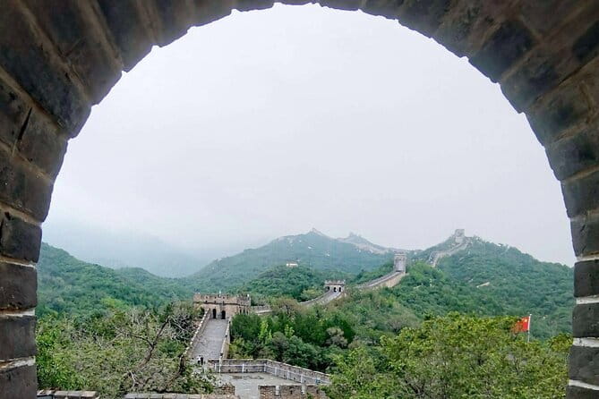 Full Day Guided Exploration of Beijing Badaling Great Wall - Walking the wall and deciding on the cable car