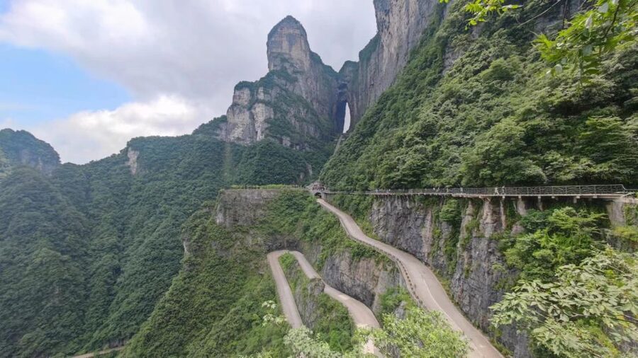 Full-Day Private Tour of Tianmen Mountain - Is six to seven hours enough?