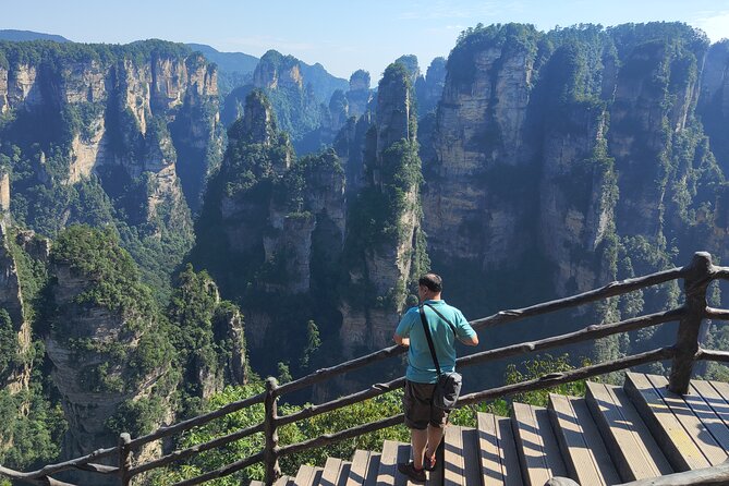 Full-Day Private Tour of Zhangjiajie(Wulingyuan) National Forest Park - Tianzi Mountain and the 200-step climb