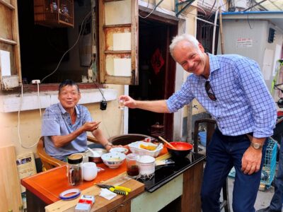 Full-Day Shanghai Classic Bike Tour