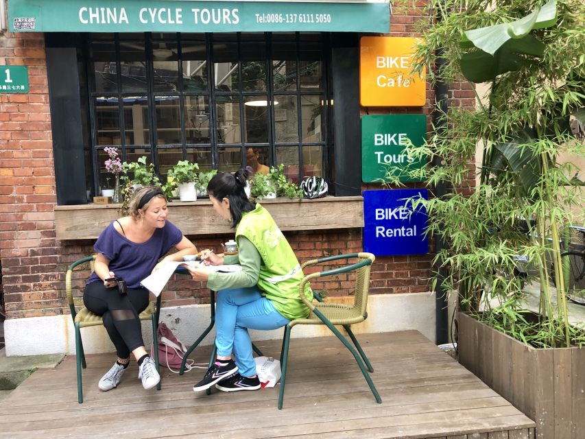 Full-Day Shanghai Classic Bike Tour - Dongtai Road and Shanghai’s changing identity