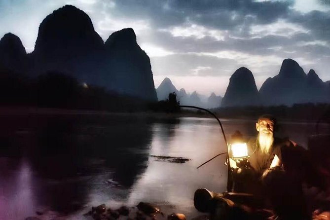 Full/Half-day Xingping Photographic Sunset tour with the Fisherman - Watching the fisherman work for about 90 minutes