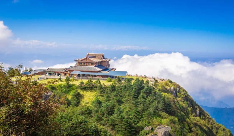 Golden Buddha & Cloud Sea: Emei Mountain Private Tour - Who will enjoy this tour most
