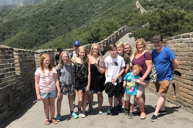 Great Wall Layover Small Group Tour (7AM-11AM) - Meeting your guide at Terminal 3 at 7 a.m.