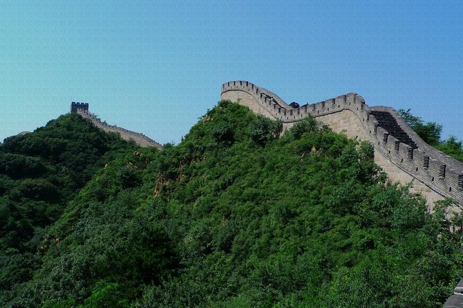 Great Wall of China at Badaling and Ming Tombs Day Tour from Beijing - Who should book this tour?