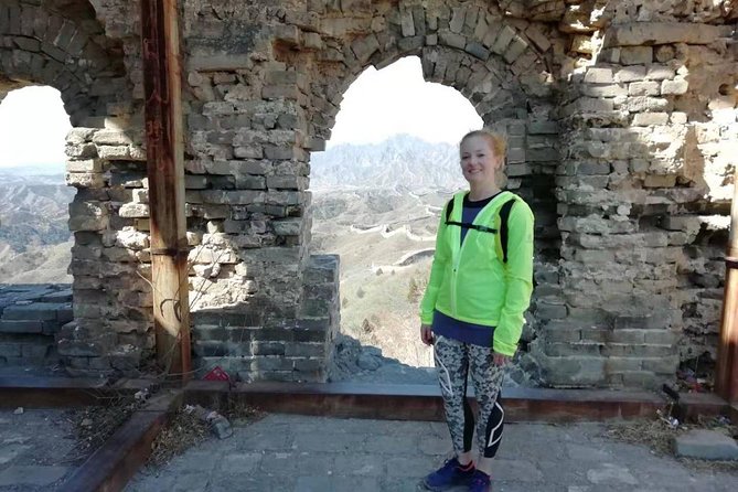 Great Wall Private Hiking Day: Gubeikou to Jinshanling w/ Lunch - Starting at Gubeikou village and the broken tower
