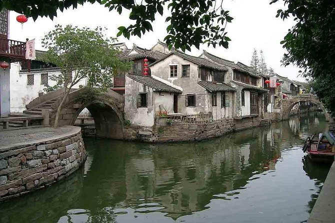 Group Day Tour in Suzhou and Zhouzhuang from Shanghai - Zhouzhuang and its famous Double Bridges