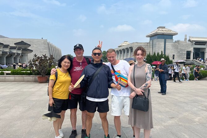 Group Tour to the Terra-cotta Warriors Museum & Lunch - Timing, group size, and the one-day rhythm
