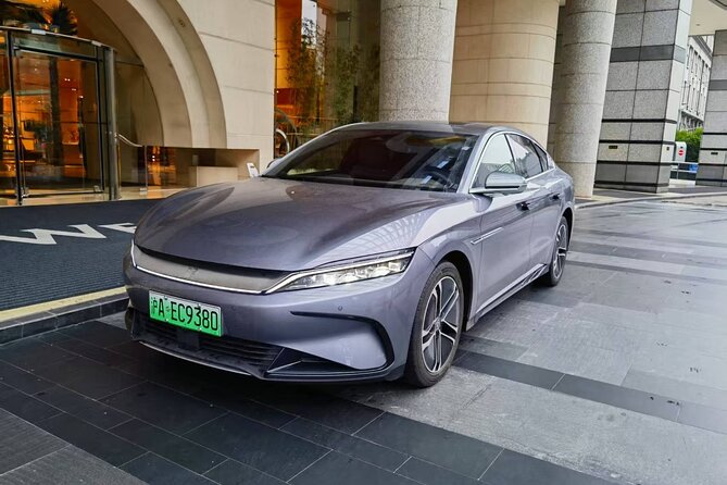 Guangzhou Baiyun Airport Guangzhou Hotels:Private with Meet & Great Service - Hotel drop-off and small touches that help