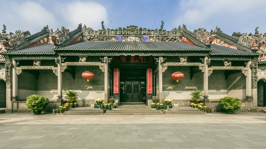 Guangzhou Day Tour By Metro & Boat - Cantonese dim sum at a local restaurant