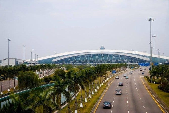 Guangzhou Downtown Hotel - Baiyun Airport OneWay Private Transfer - The Airport Arrival and Terminal Handoff