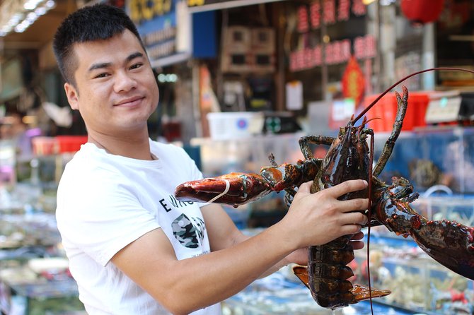Guangzhou Foodie Tour - The Oldest Walking Street and Guangzhou’s Backstreets
