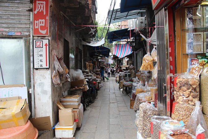 Guangzhou Foodie Tour - Huangsha Aquatic Market and Fresh Prawns