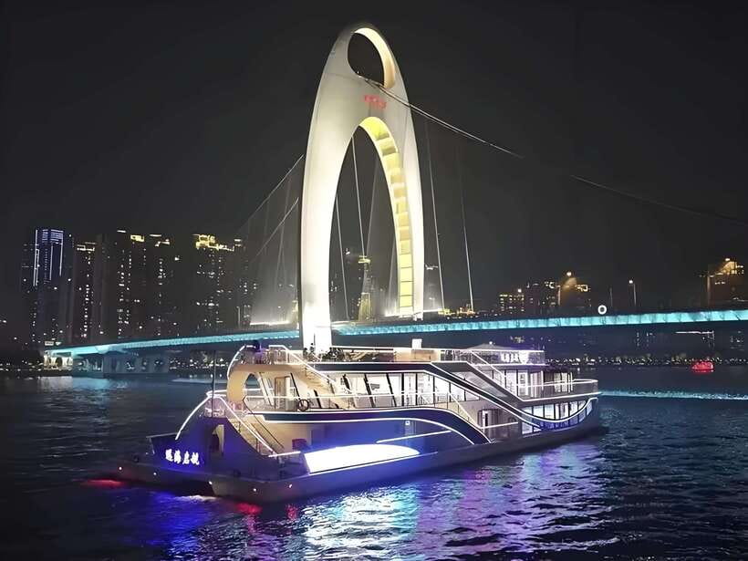 Guangzhou: Roundtrip Cruise Night View from Canton Tower - Booking details that can save you trouble