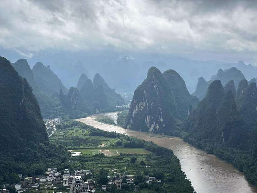 Guilin:1-Day Yangshuo bird's eye view mountains private tour - Moon Hill as an Optional Photo Stop