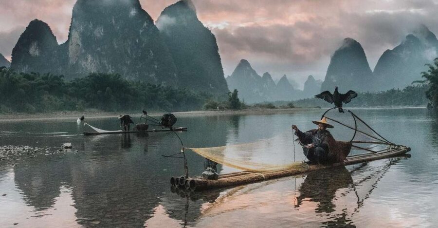 Guilin: 3-Day Private Tour with Longsheng&Cruise to Yangshuo - Day 1: Elephant Trunk Hill and Guilin’s cave temples