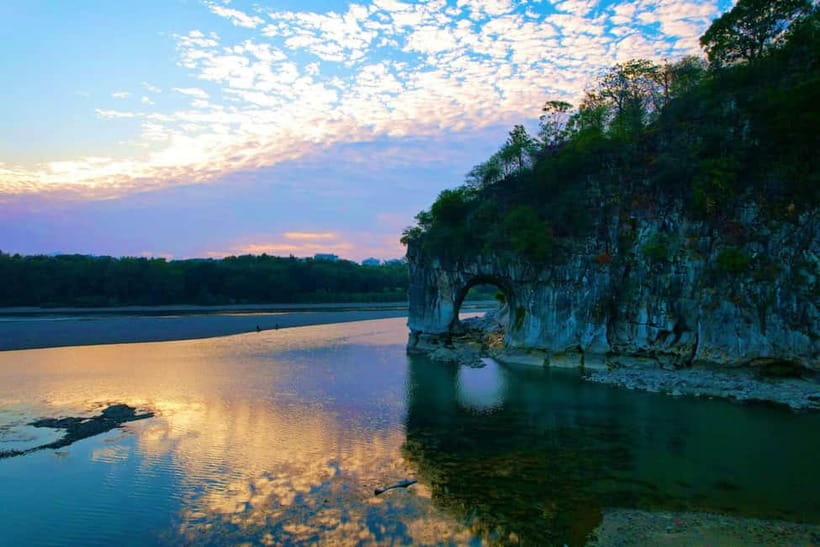 Guilin: City Tour with Elephant Hill & Ming Tea Tasting - What happens during the two-hour tea visit