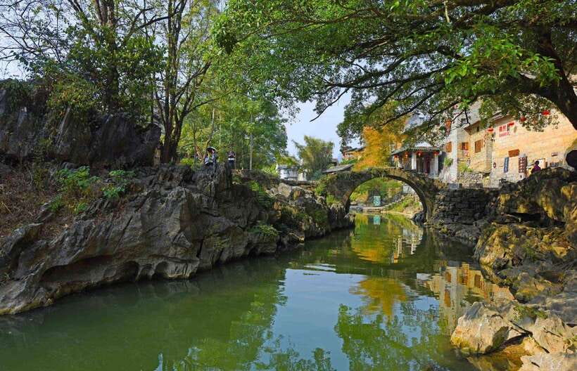 Guilin: Elephant Trunk Hill, Reed Flute Cave & Daxu Old Town - Private transport makes the schedule easier