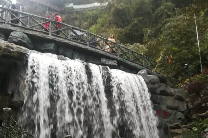 Gulong Gorge Glass Bridge and Underground River Cave Private Tour - The 520-Meter Glass Walkway and 329-Meter Bridge