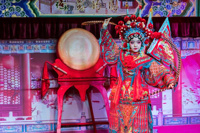 Half-Day Chengdu Back Alley Foodie Tour - Starting at 梁家巷 in Jinniu District