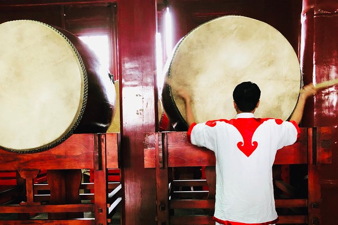 Half-Day Private Beijing Hutong Walking Tour with Dim Sum - Back Lakes and the bridges finish the route