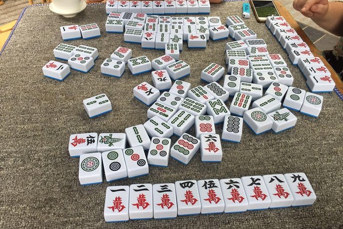 Half-day Private Mahjong course in Local Tea House - Starting at the Sichuan spice market