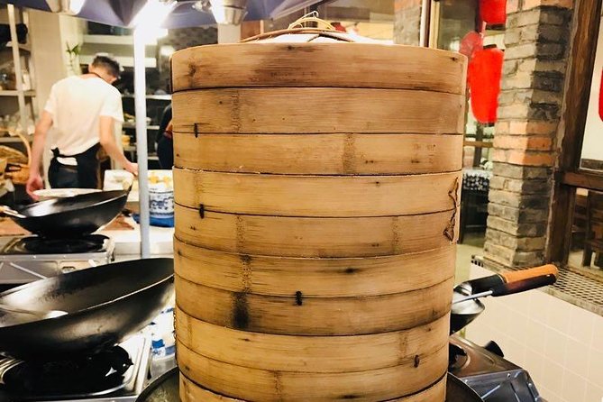Half-Day steamed Buns Cooking Class with a Local Market Visit - Stop 1: Chilli Cool China and the market visit