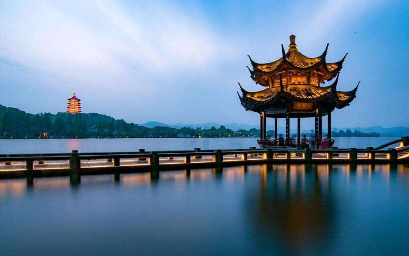 Hangzhou Private Day Trip by Bullet Train from Shanghai - The bullet train from Shanghai to Hangzhou